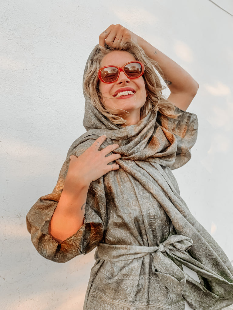 jeyadai ohmat Silk Sari ABAYA Headscarf bespoke saudi arabia