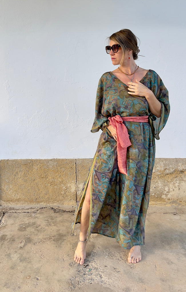 jeya dai, ohmat, sari, ethical fashion, sustainable fashion, debbie , bhakti retreat, yoga, india, portugal, ethial brand pre-loved