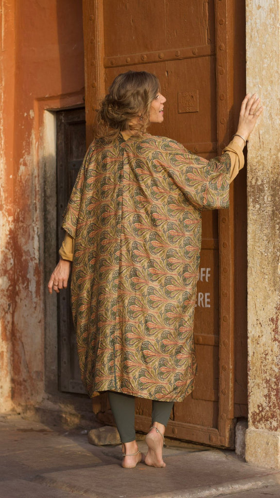 kimono bespoke debbie jongejan ohmat silk sari fashion